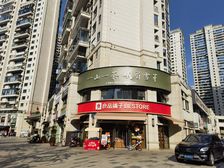 城南大转角口岸(良品铺子)年租20万,11米超大开间,立过户