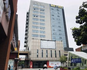 (西南朝向)青林湾中医馆旁恒茂大厦324 交通便利 停车方便