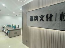 金水东路地铁口 绿地新都会 精装108平 电梯口 家具全齐