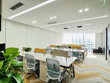 东直门商圈 天恒大厦 精装修带家具 高区正对电梯 特价出租