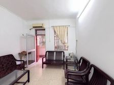 华侨新村 中层两房 方正实用 带天台花园