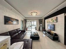 急卖!百联旁3房2卫精装修!南北通透飞机户型!