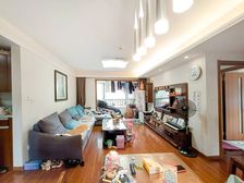 奥体西路历下区万科城大三室,随时看房,有车位地下室