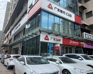 捡大漏,租金220元每平,成熟临街转角银行,门口方便停车证齐