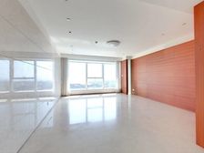 中高楼层,西南向看海看八大关,海景视野好,花园社区