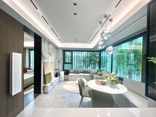 特价!亦庄核心区,融创亦庄壹号,精装全明三居,地铁200米