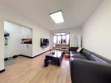 西博物馆旁 新区的繁华地段,南北的通风户型