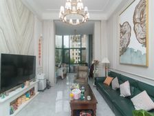 小区中间位置,精装全屋空调地暖,美式现代风格,空中复式