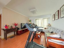 地铁口、淮海街旁、万科物业,方正通透户型,