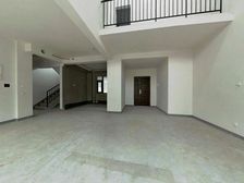 原著上叠,位置安静,视野开阔采光充足,适宜改善