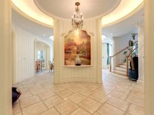 银亿领墅 带双车位 豪华装修 共三层 带大花园