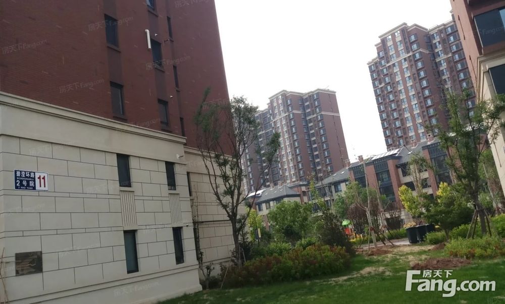 小张推荐密云万象汇旁温馨2室2厅精装好楼层