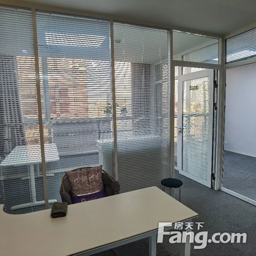  ������· �������԰ ��ҵ���ʹ�Ԣ 77ƽ9000Ԫע��칫 