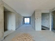 绿地悦城A区 南北通透三房带车位 视野采光好 随时可看