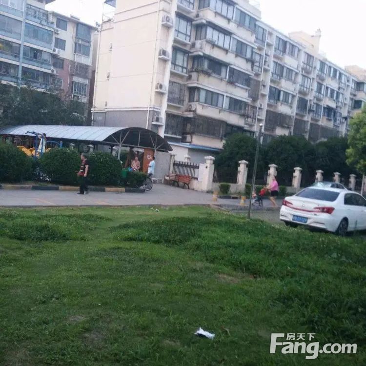 小区相关图