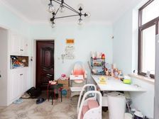 一梯两户 双南两房 拎包入住 中间楼层 固定车位 满五税少