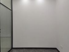 无需中介费,江南金凯路蓝鲸世界旁,定制装修,仅租38元