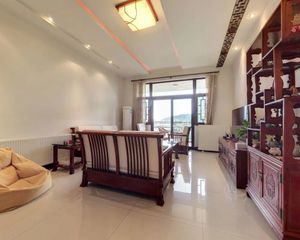 蜀风花园城 5室2厅 东 东南