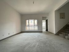 (专做香江)类独栋别墅 前后花园150平 业主诚意出售