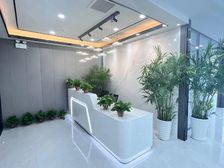 双地铁升龙广场360平 豪华装修 电动门 全新家具 随时看房