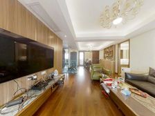 招商学府大四房,资源都在,满五,业主诚意出售。