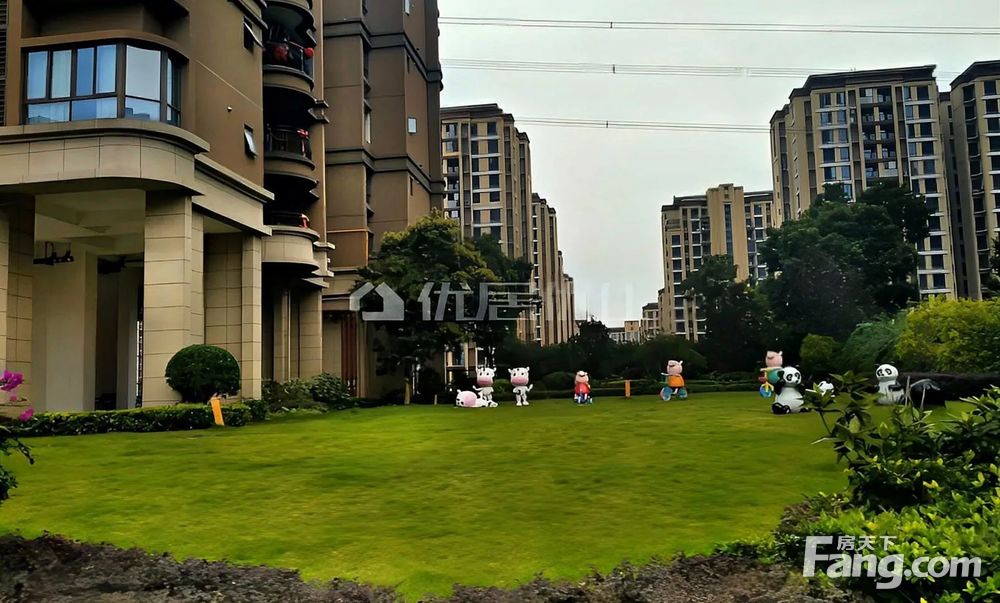 碧桂园翡翠城3室2厅2卫精装修7151万元