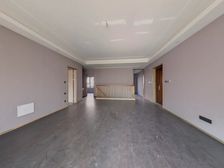 前山澜庭多层电梯洋房 5室3厅 南 北