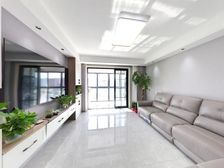 幸福未来,全新精装40万,小区好位置,满两年,随时看