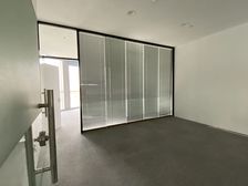 15号线元江路科技医药产业聚集地 精装250平随时入驻送免租