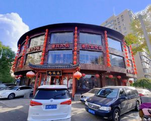 大兴高米店丶把角餐饮独栋丶带10年租期丶带25个车位丶急售