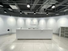 中关村中钢国际广场,整层面积可随意分割,随时看房,物业急租