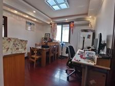 小区C位!皮夹子房源!业主置换急售!地铁口高区3房!