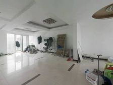 枫情一期位置顶复,可见湖景,有大露台,简装修