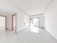 国展板块精装两室小高层诚意出售