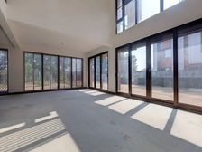 铜雀台龙胤稀缺沿河大独栋 500平花园 3个车位 纯毛坯