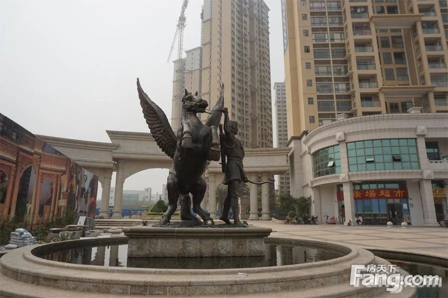 一口价70w临深地铁口精装房凯南广场红本在手有钥匙