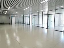 旷世精装270平写字楼 三加一 配置 交通方便 员工食堂