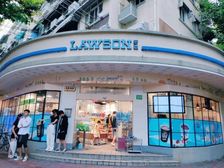 房东新挂牌(罗森便利店)徐家汇转角大展示旺铺,年租40w