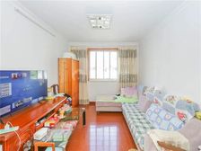 致远全明大三房,三轨交通,4楼,一梯两户,中间位置