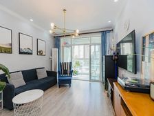 品质小区 电梯双南两房 対口师大附三9年制 精装修 有车位