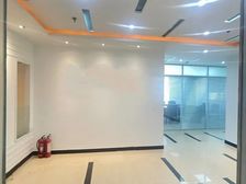 精装修 价位低 豪华地段 交通便利 二大街银座大厦