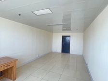 小面积 精装修 有钥匙 二大街中建大厦 随时看房