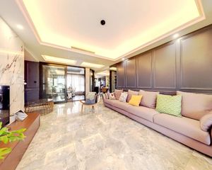 中海城南华府 4室2厅 南 北 160平 保养好 诚心出售