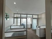 地铁西直门 金贸大厦招商部直租 380平米精装修可注册免中介