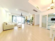 时代豪庭二期 3室2厅2卫 简装 600万元