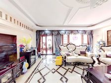 天山九峯 精装大宅 ,中间楼层采光好,看房提前联系