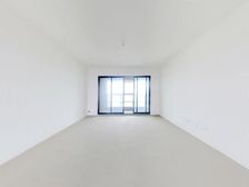 禧悦大四房 看房方便 房东诚意 纯毛坯