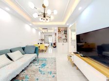 恒基旭辉城 3室2厅1卫 精装修 急售115万