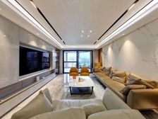 低成交价出 换房急卖空间大 业主不让挂低 电话问底 随时看房