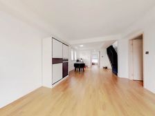 樾公馆127平带入户花园边户型中楼层光照充足下楼就是星悦里